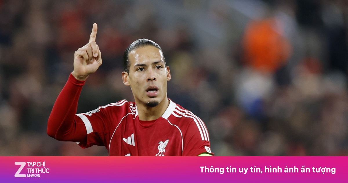Van Dijk đi vào lịch sử Champions League