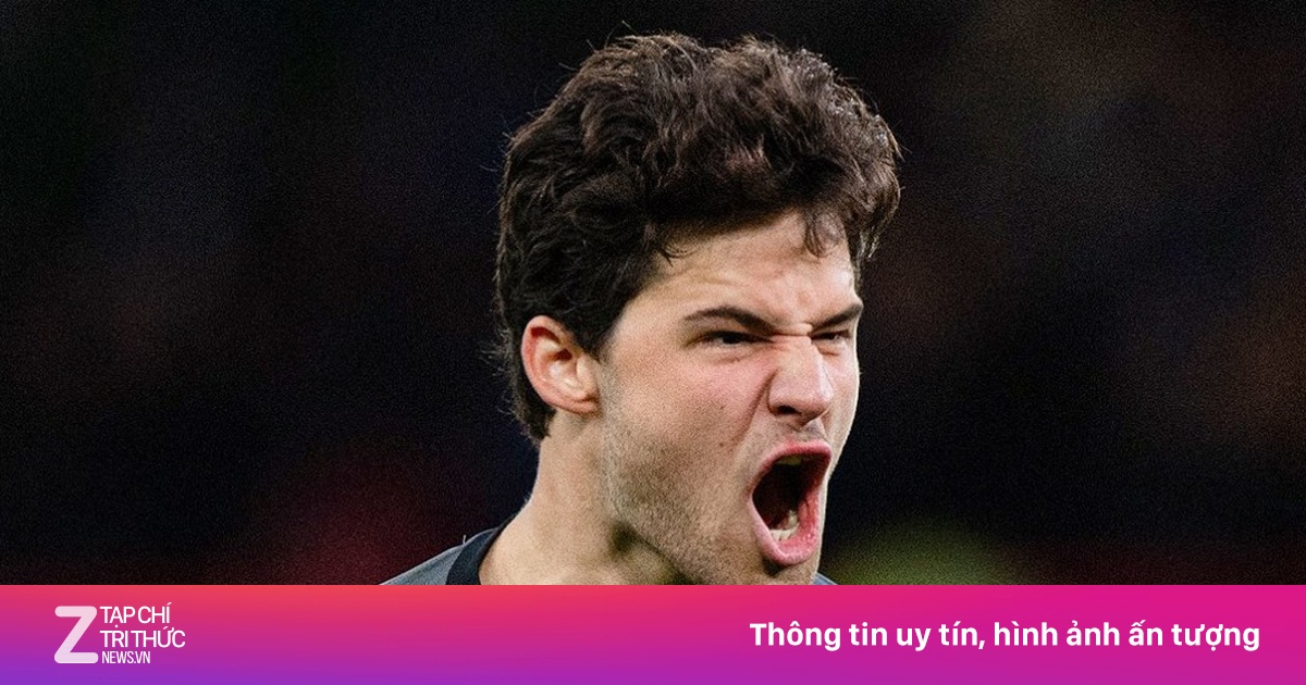 Tân binh MU Senne Lammens lọt top 10 thủ môn hay nhất thế giới