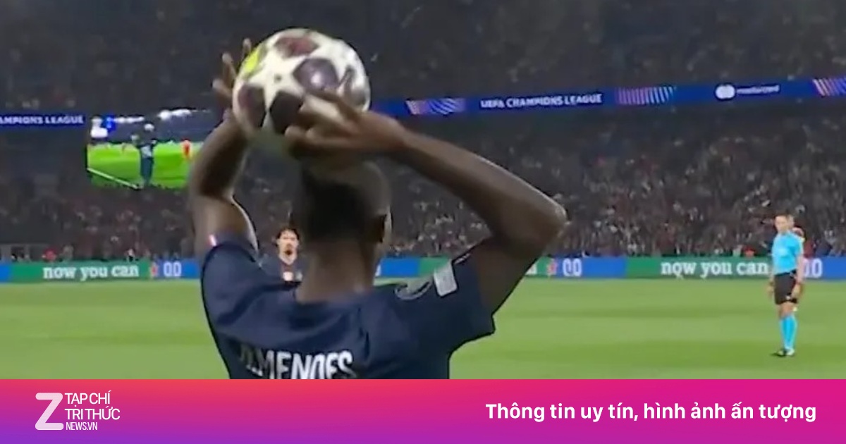 Bài ném biên gây chú ý của PSG