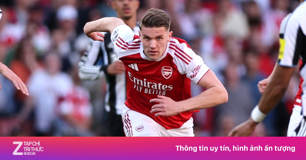 Pha bóng gây phẫn nộ của cầu thủ Arsenal