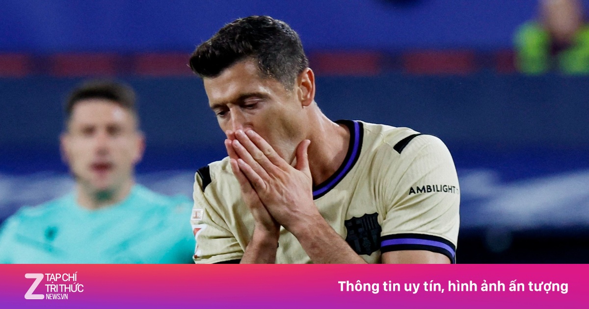 Barcelona tiết kiệm số tiền khổng lồ với Lewandowski