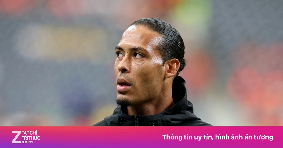Van Dijk, Koeman bị tố 'phản bội bóng đá Hà Lan'