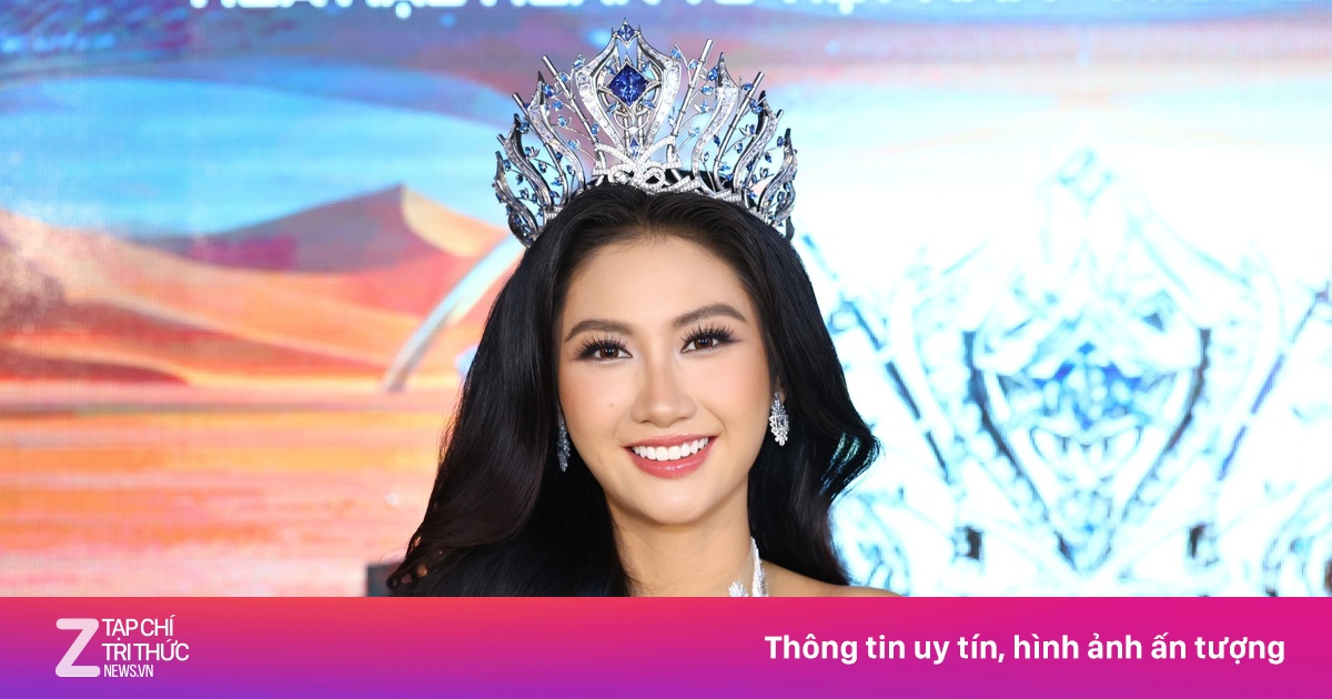 Hoa hậu Phương Linh nói về hình xăm gây tranh cãi