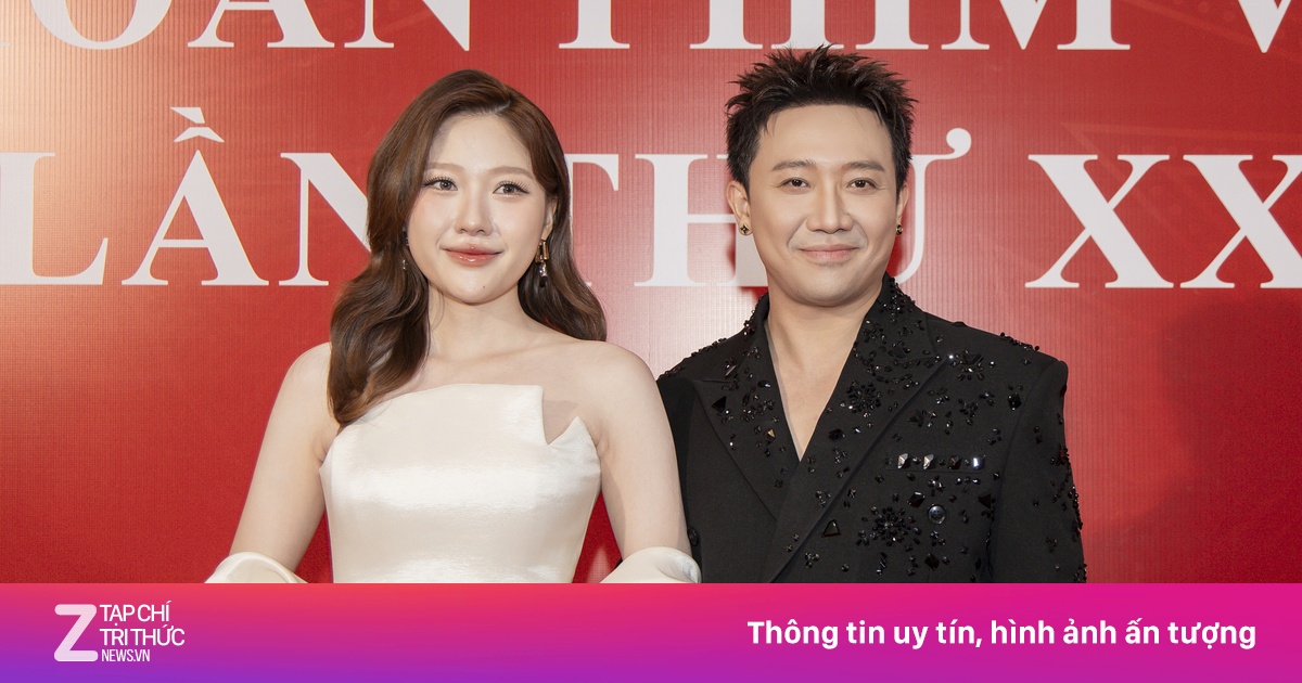 Uyển Ân gợi cảm bên Trấn Thành tại thảm đỏ bế mạc LHP Việt Nam