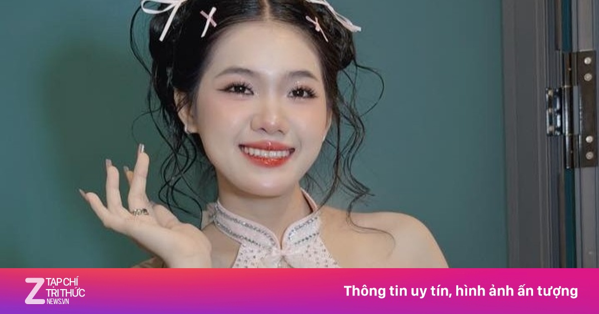 Dương Ái Vy xin lỗi