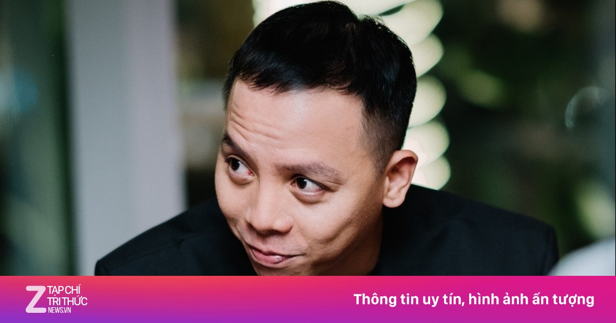 Hoàng Touliver đón sinh nhật cùng đồng nghiệp