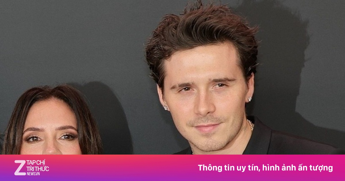 Victoria Beckham 'kiểm soát' con trai đến bao giờ