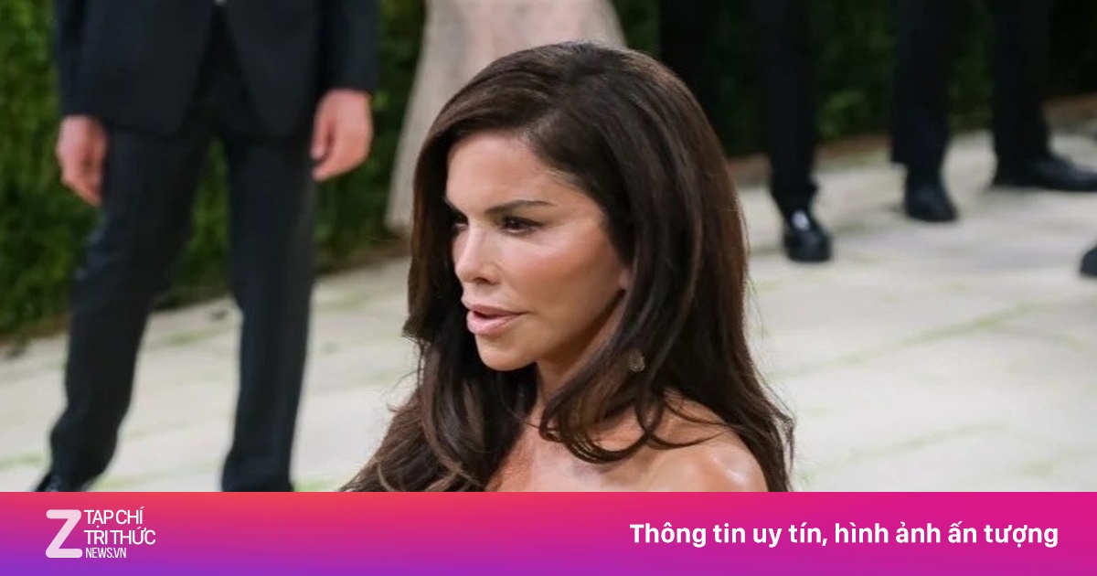 Vợ tỷ phú Jeff Bezos táo bạo ở thảm xanh Met Gala 2026