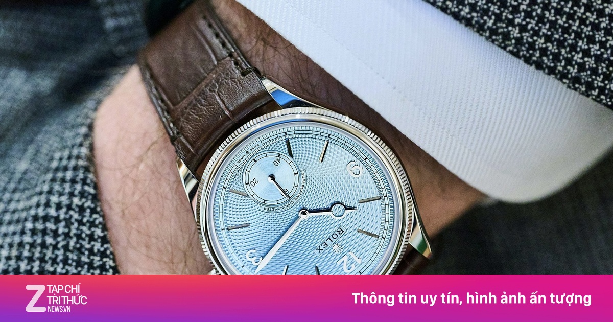 10 đồng hồ xanh ấn tượng từ 5.875 USD