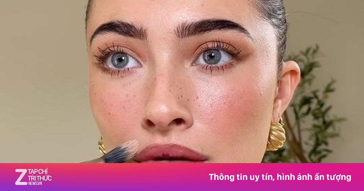 7 món đồ makeup không thể thiếu khi vào hè