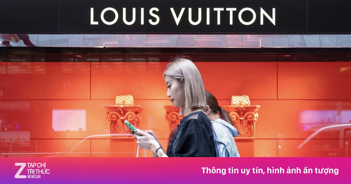 'Ông lớn' LVMH ngán ngẩm xu hướng xa xỉ thầm lặng'