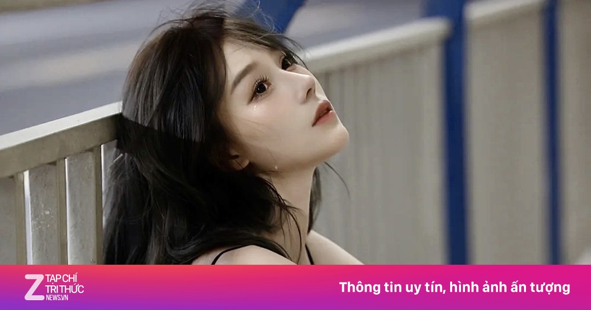 Giới trẻ Trung Quốc khóc lóc ở Tử Cấm Thành, bệnh viện tâm thần