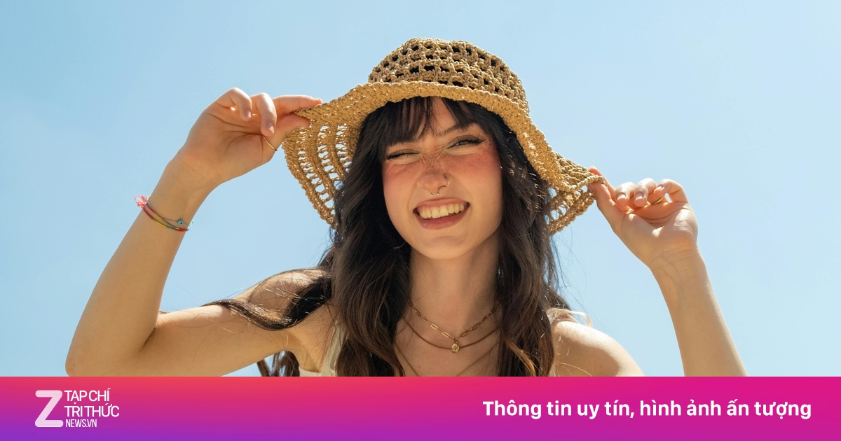 5 cách tự nhiên giúp xóa nếp nhăn khi cười