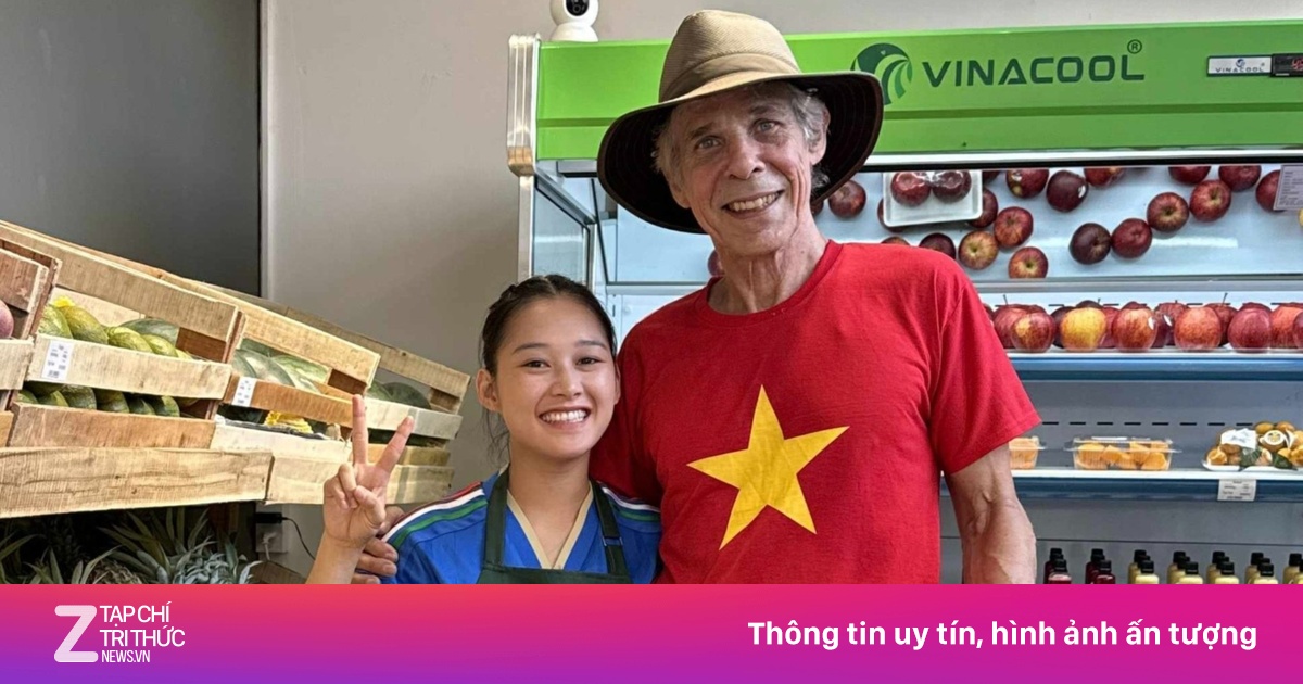 Cô gái 25 tuổi bỏ nghề IT ở TP.HCM, cầm 300 triệu đồng mở quán nước ép