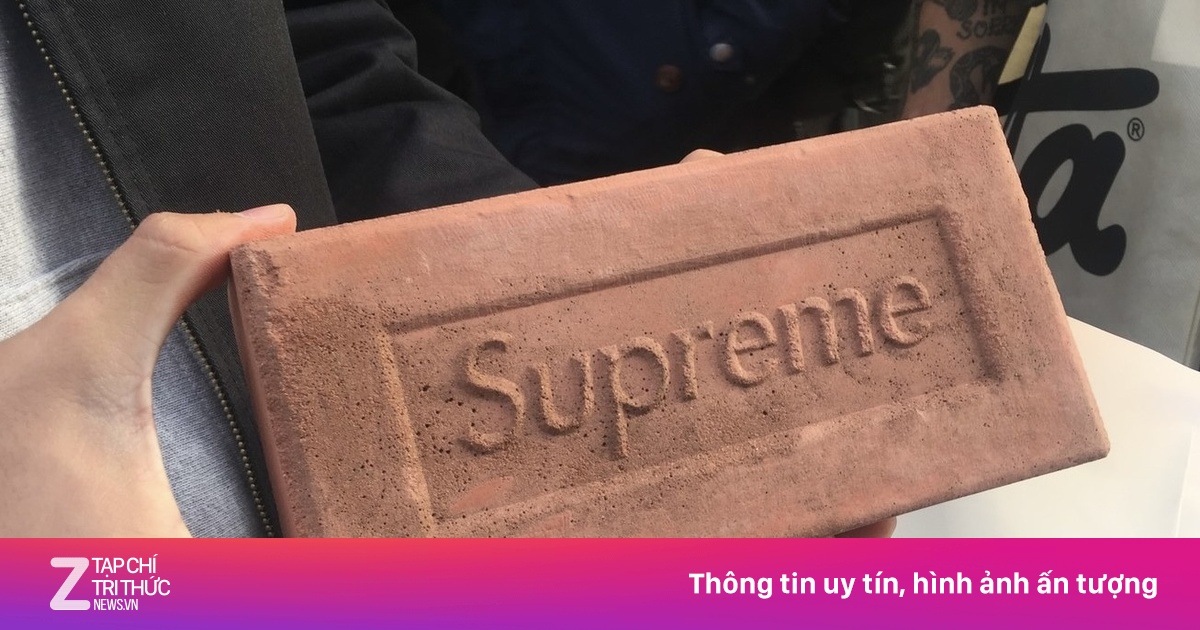24 phụ kiện dị nhất của Supreme