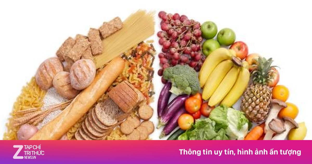 Избирательное питание. Переедание. Правильное питание овощи. Девушка с овощами и фруктами. Питание.