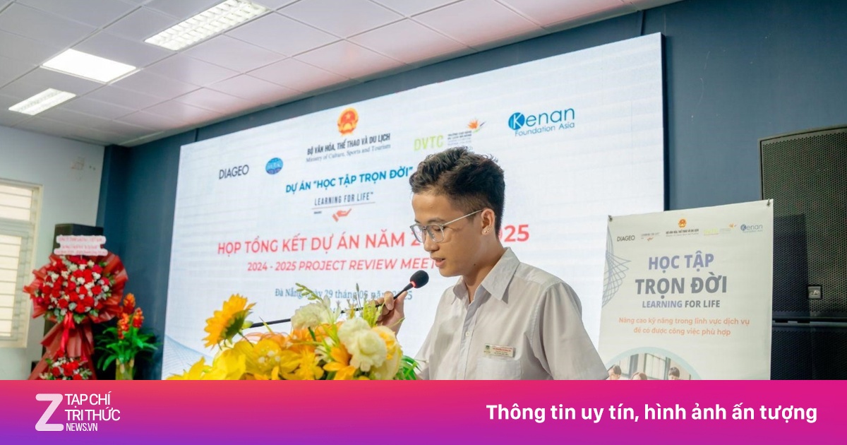 Sinh viên ngành du lịch tự tin tìm việc sau khóa huấn luyện từ Diageo