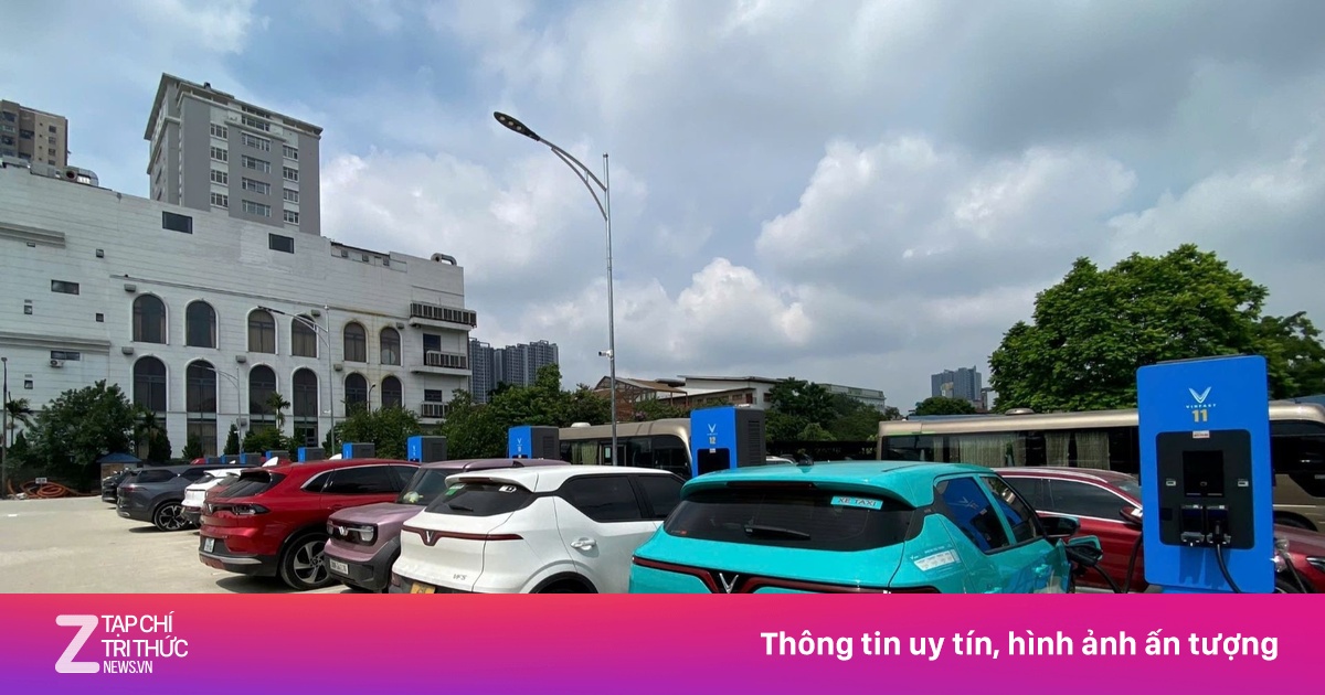 V-Green mở trạm sạc siêu nhanh quy mô lớn đầu tiên tại Cầu Giấy