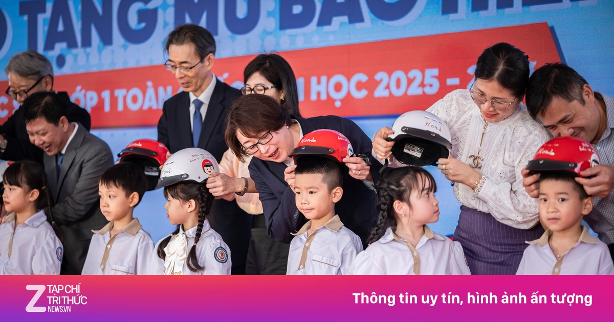 Honda Việt Nam tặng 1,8 triệu mũ bảo hiểm cho học sinh lớp 1 toàn quốc