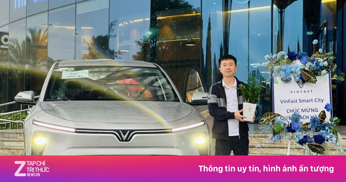 Tài xế công nghệ tiết kiệm 120 triệu đồng/năm nhờ chuyển sang xe điện VinFast Limo Green