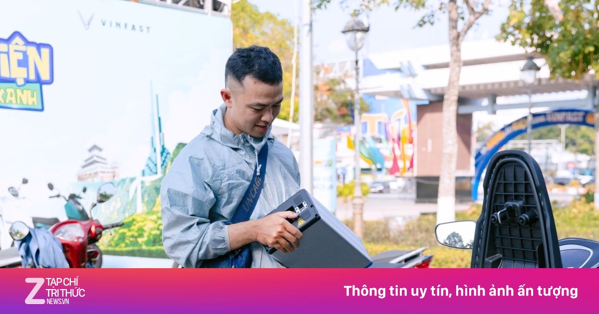 Người dân Cần Thơ hào hứng 'đổi xăng lấy điện' với tâm điểm xe đổi pin
