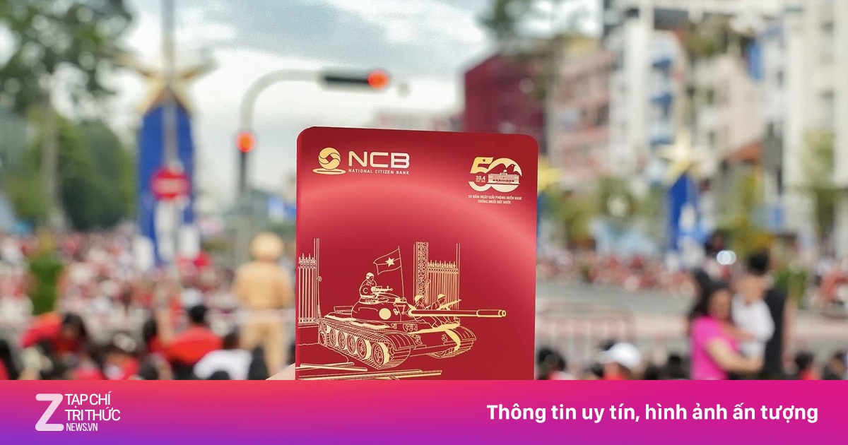 Ngắm lại khoảnh khắc thiêng liêng ngày đại lễ qua bộ ảnh ‘đặc biệt’