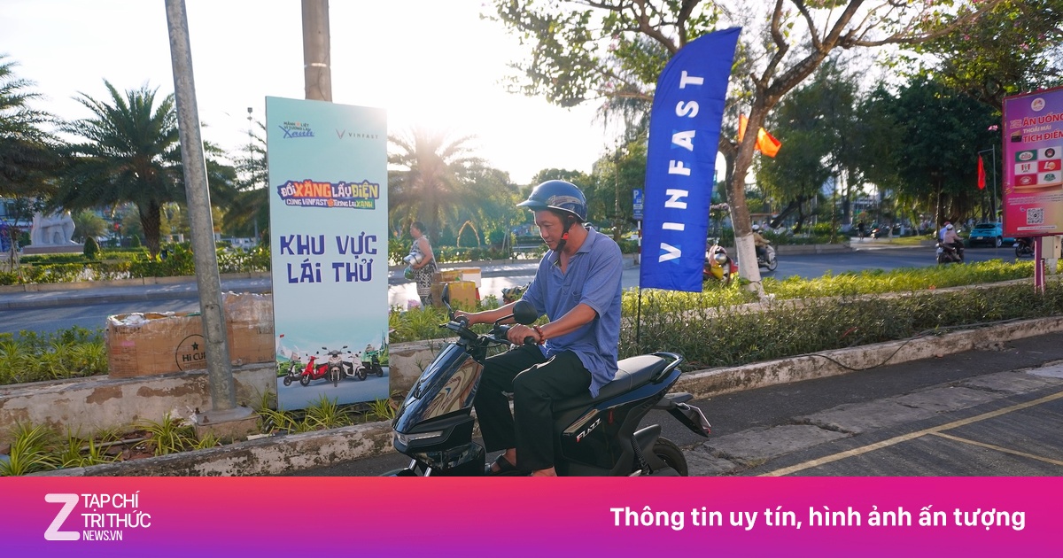 Ngày hội 'Đổi xăng lấy điện' hút khách miền Tây xuống tiền tại chỗ