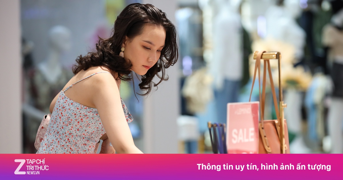 Hối hận vì chi 20 triệu đồng sắm quần áo diện Tết