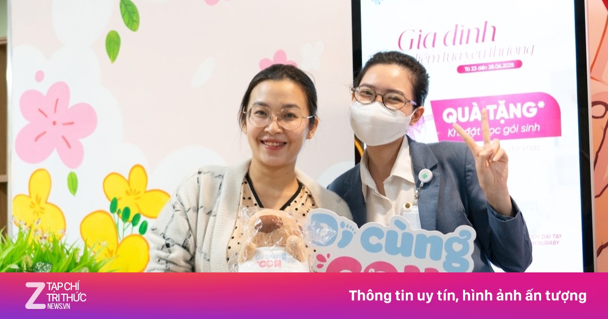 150 mẹ bầu khám thai, nhận quà ý nghĩa từ Đi Cùng Con