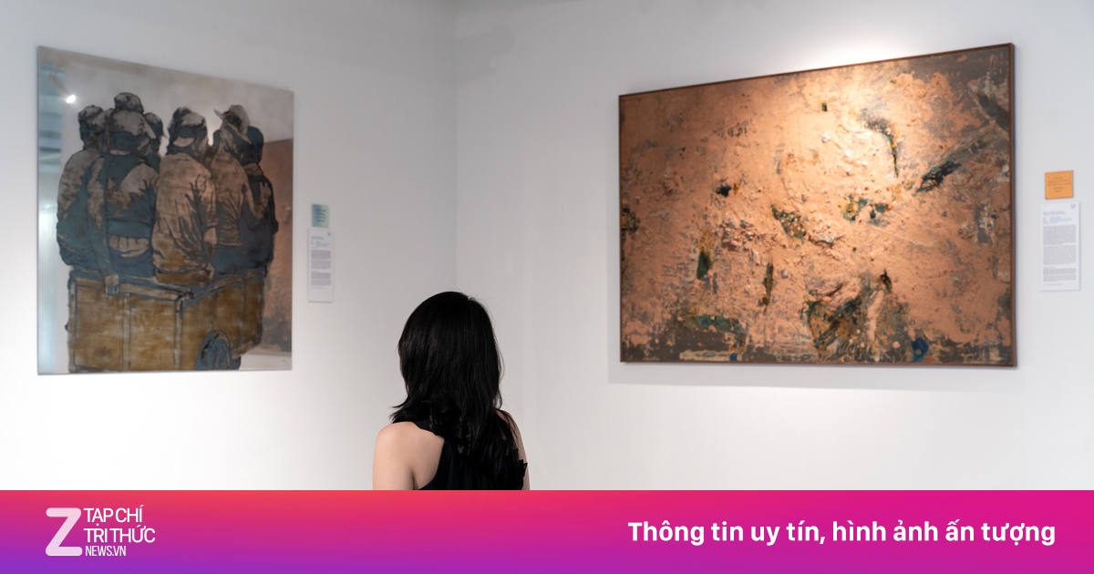 ‘Nghe’ tác phẩm kể chuyện ở triển lãm UOB Painting of the Year 2025