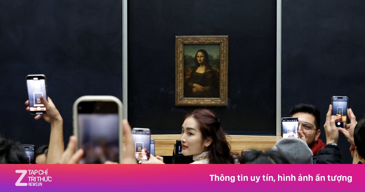Cảnh khó tin ở giữa lòng Paris