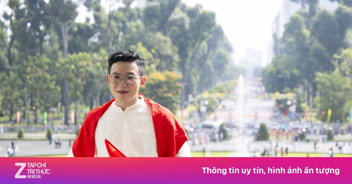 Rợp áo dài trắng, cờ đỏ sao vàng tại Dinh Độc Lập