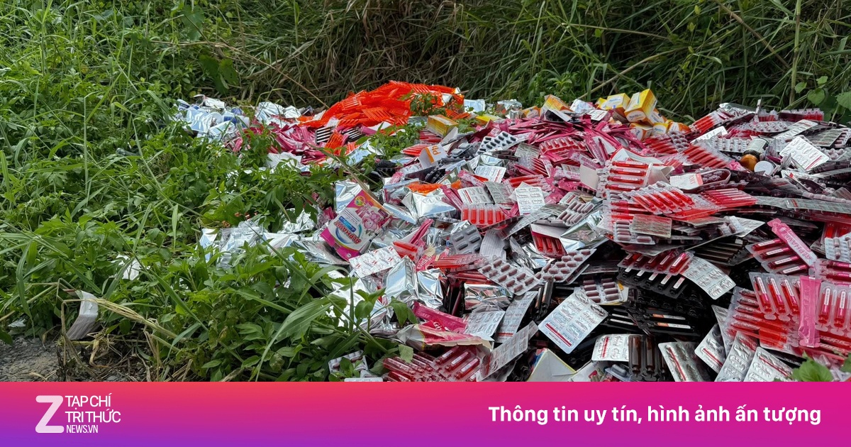 Nghi ngờ hàng trăm hộp thuốc, TPCN bị bỏ trái phép tại Bình Chánh