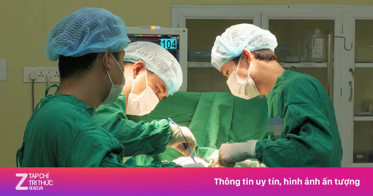 Cho ong mật đốt ngực chữa ung thư, người phụ nữ phải cắt bỏ hai vú