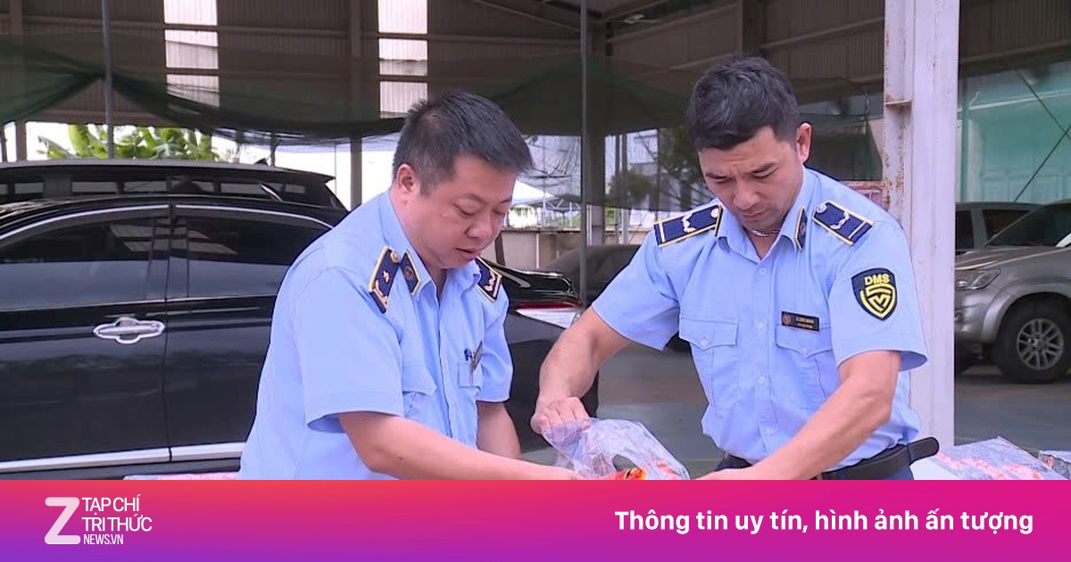 Tiêu hủy gần 2.000 gói bim bim giả mạo nhãn hiệu 'tăm cay Bà Tuyết'