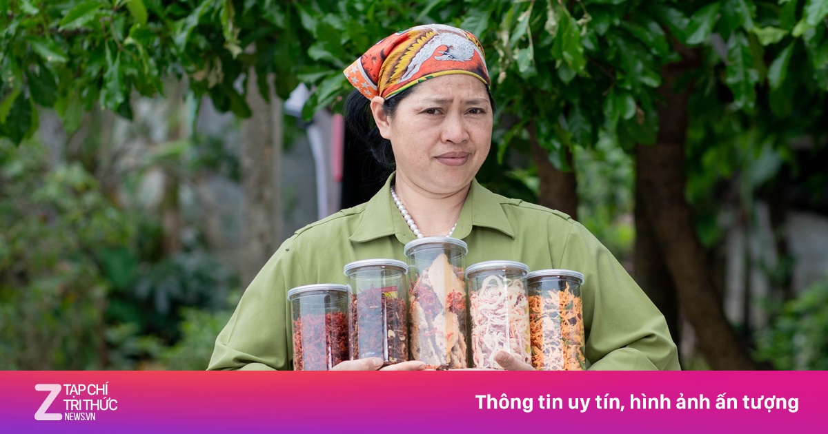 Ăn cùng bà Tuyết và loạt phốt đồ ăn bẩn trước khi giải thể