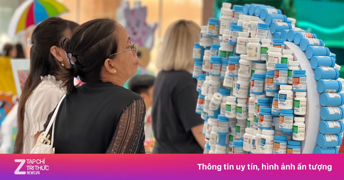 Có bao nhiêu người Việt Nam đang nhiễm HIV?