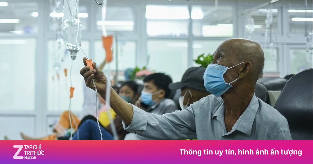 Không cần giấy chuyển tuyến: Người bệnh nhẹ gánh