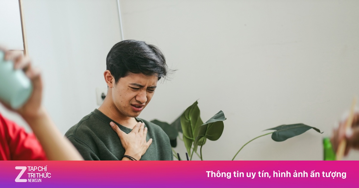 Một thói quen sau bữa ăn khiến nhiều người Việt phải lên bàn mổ