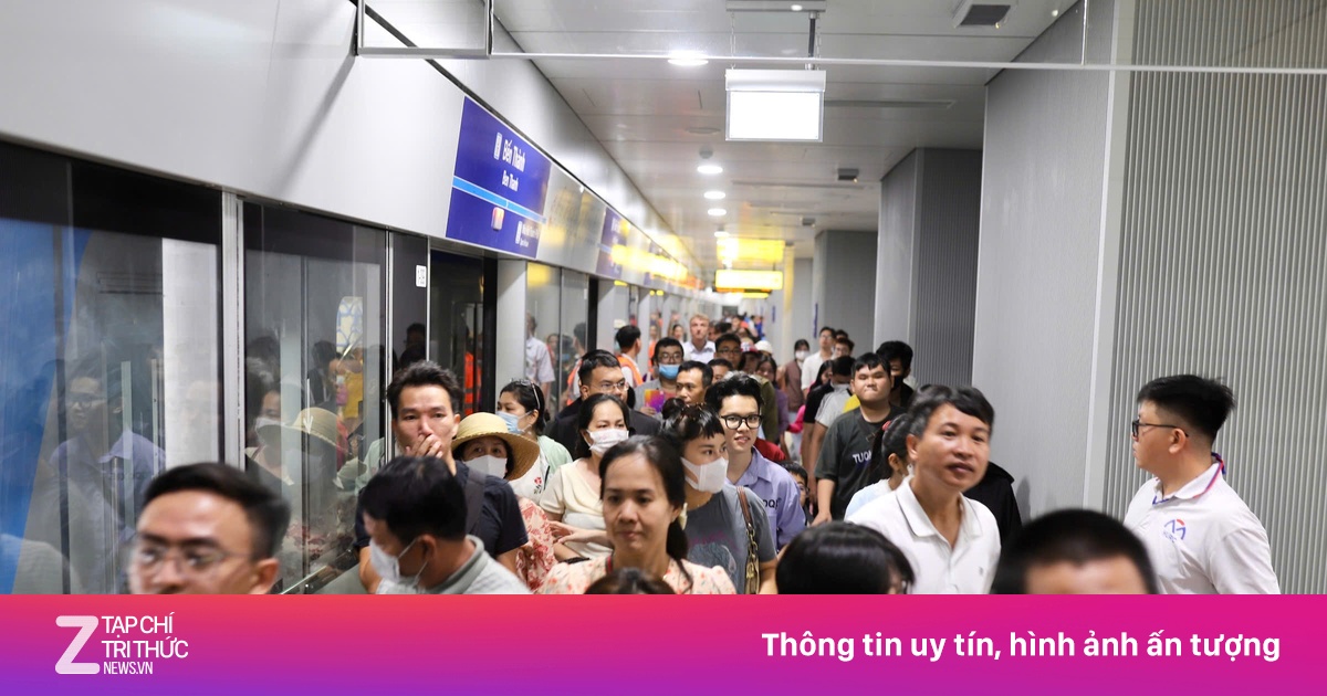 Cảnh khác lạ tại ga Metro số 1 ở TP.HCM