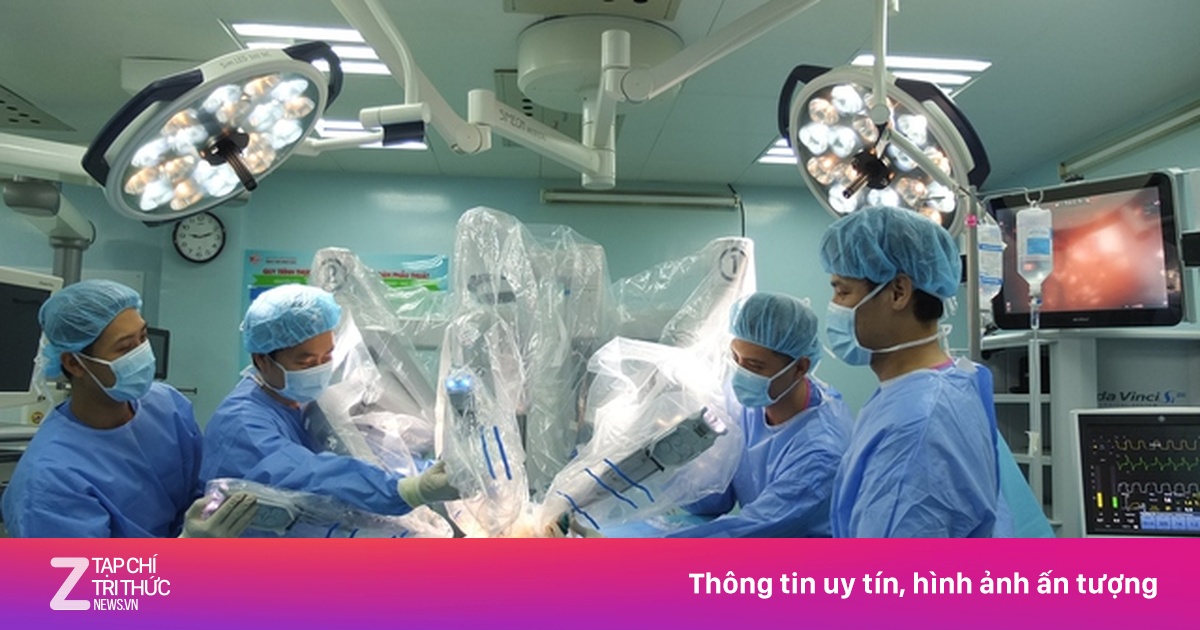 Bệnh nhân Việt Nam đầu tiên được phẫu thuật robot cắt phổi biệt lập
