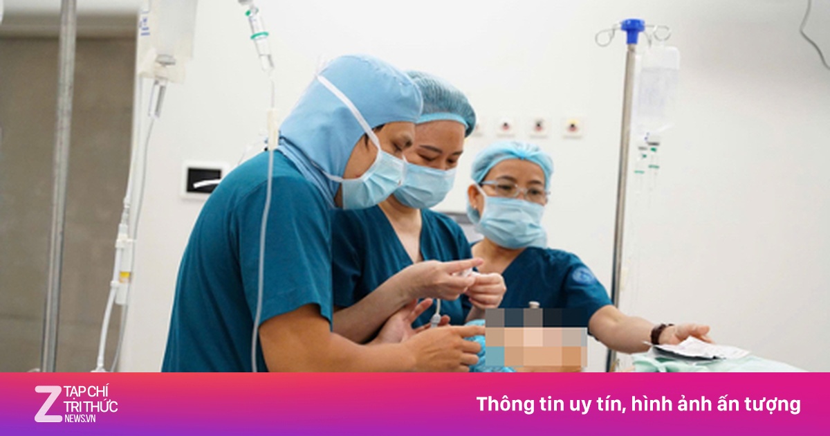 Phép màu đến với bệnh nhi 14 tuổi suy thận giai đoạn cuối