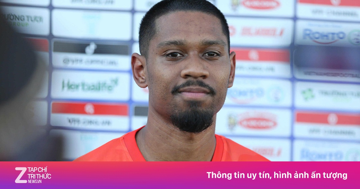 Quang Vinh ấn tượng trong lần đầu gặp HLV Kim Sang-sik