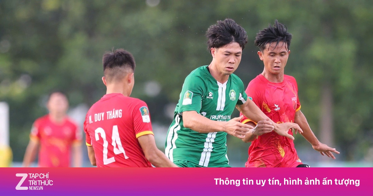 Công Phượng đối đầu Bùi Tiến Dũng ở trận play-off sinh tử