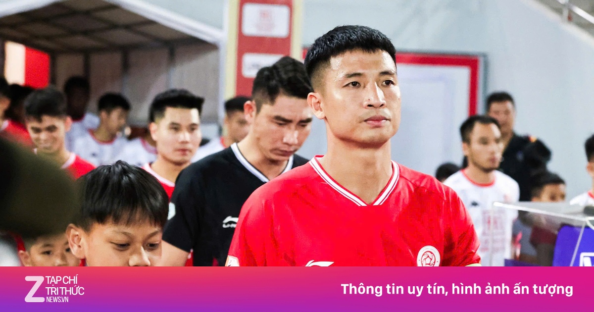 Bùi Tiến Dũng gia hạn hợp đồng với Thể Công Viettel