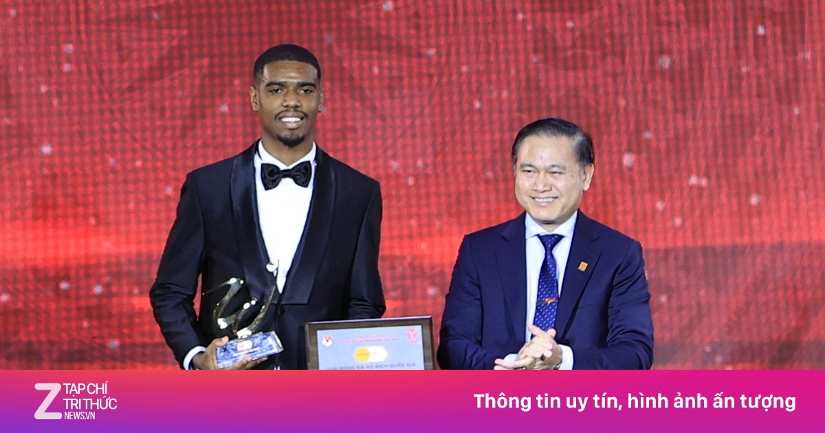Ngoại binh CAHN cân bằng thành tích của Xuân Son