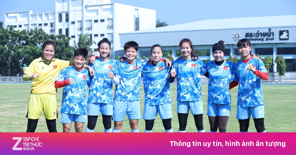 Cách tuyển nữ Việt Nam chống nắng tại Thái Lan