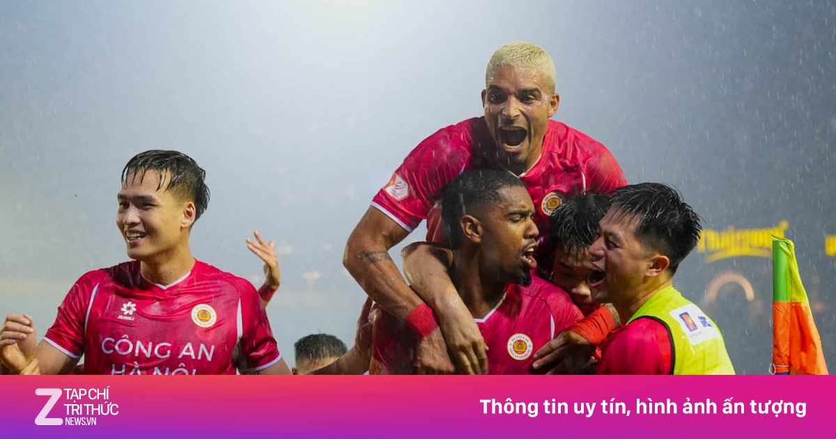 Nhà vô địch chưa từng có trong lịch sử V.League