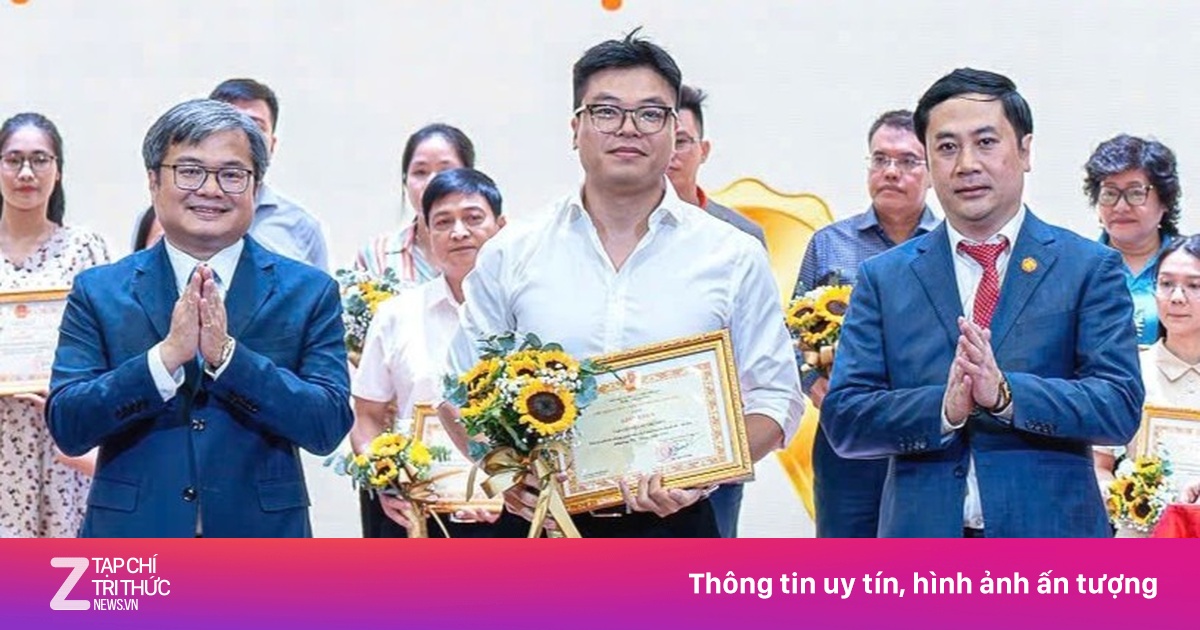 Tri Thức - Znews được phường Cầu Giấy vinh danh 100 đơn vị tiêu biểu