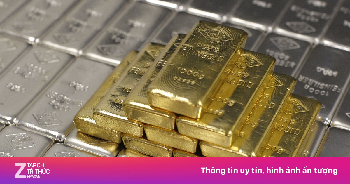 Giá vàng thế giới giảm mạnh, dầu tăng trong phiên giao dịch